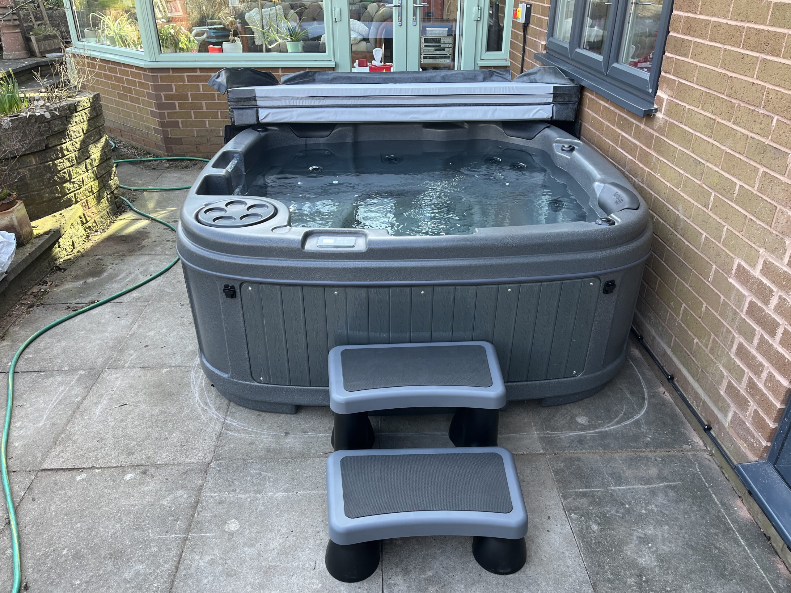 Hot Tub Hire Sutton Coldfield — RL Luxe 2+4 hot tub